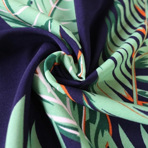 Last 1!NEW Floral wrap dress navy blue leaf casual - Picture 5 of 10